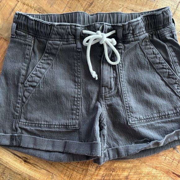 American Eagle Outfitters Pants - American Eagle Cargo Utility Stretch Grey shorts sz 4